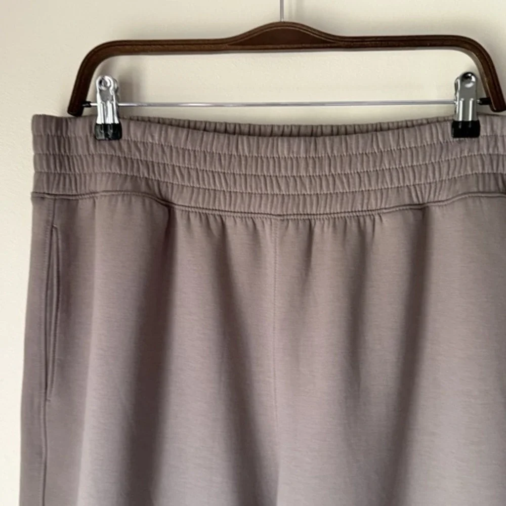 Anthropologie YPB Joggers Mens Size XL Gray Athletic Pants Stretch Lounge Casual